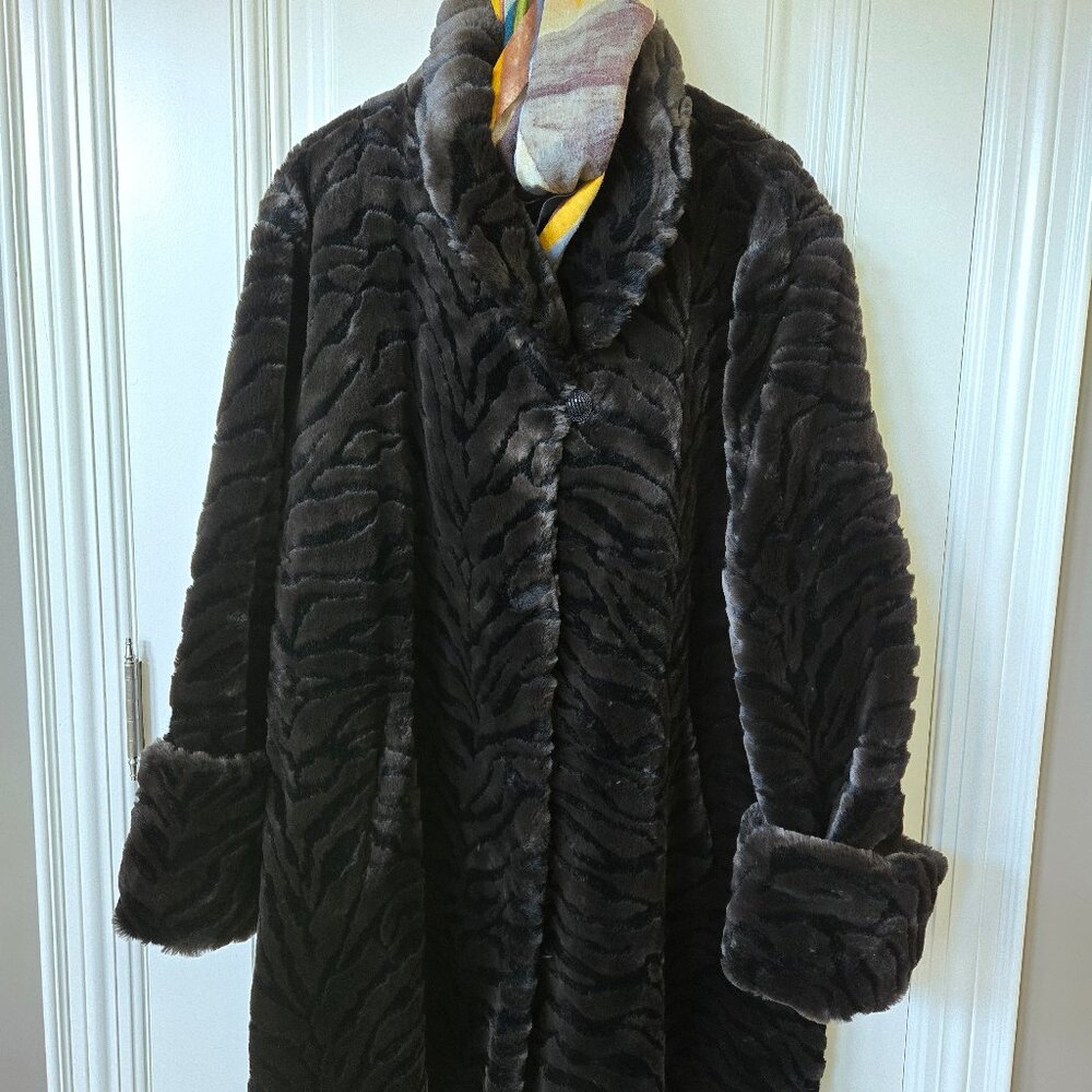 Nuage Collection Faux Fur Coat